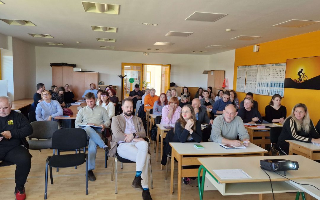 ODRŽAN SASTANAK S KORISNICIMA ODABRANIH PROJEKATA 3. LAG NATJEČAJA