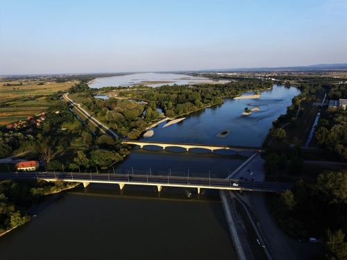 Fran Bijelić - Općina Nedelišće, pogled iznad mosta za Međimurje i na Varaždinsko jezero sa dronom 1
